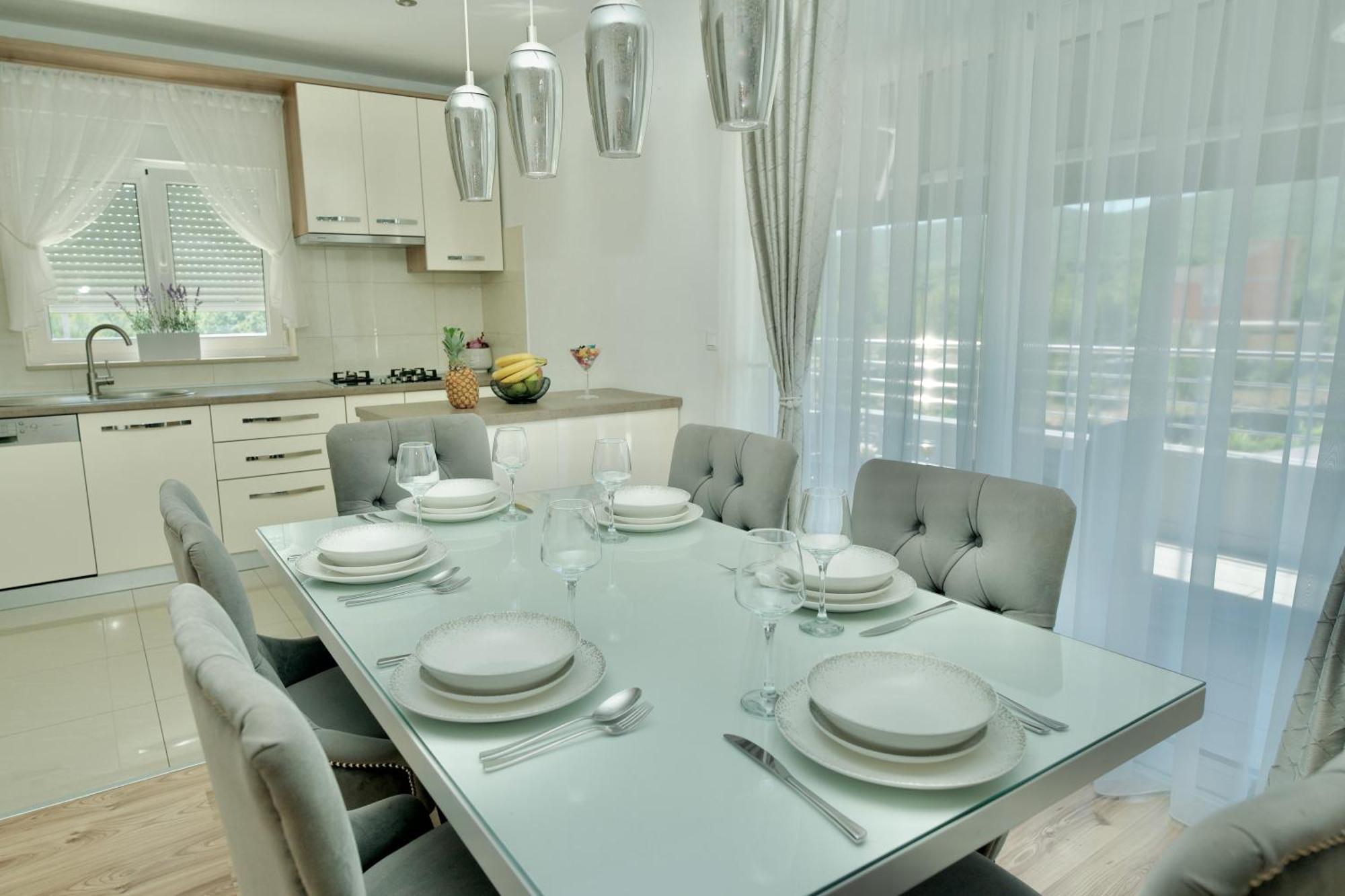 Apartment Lana Bristivica Buitenkant foto